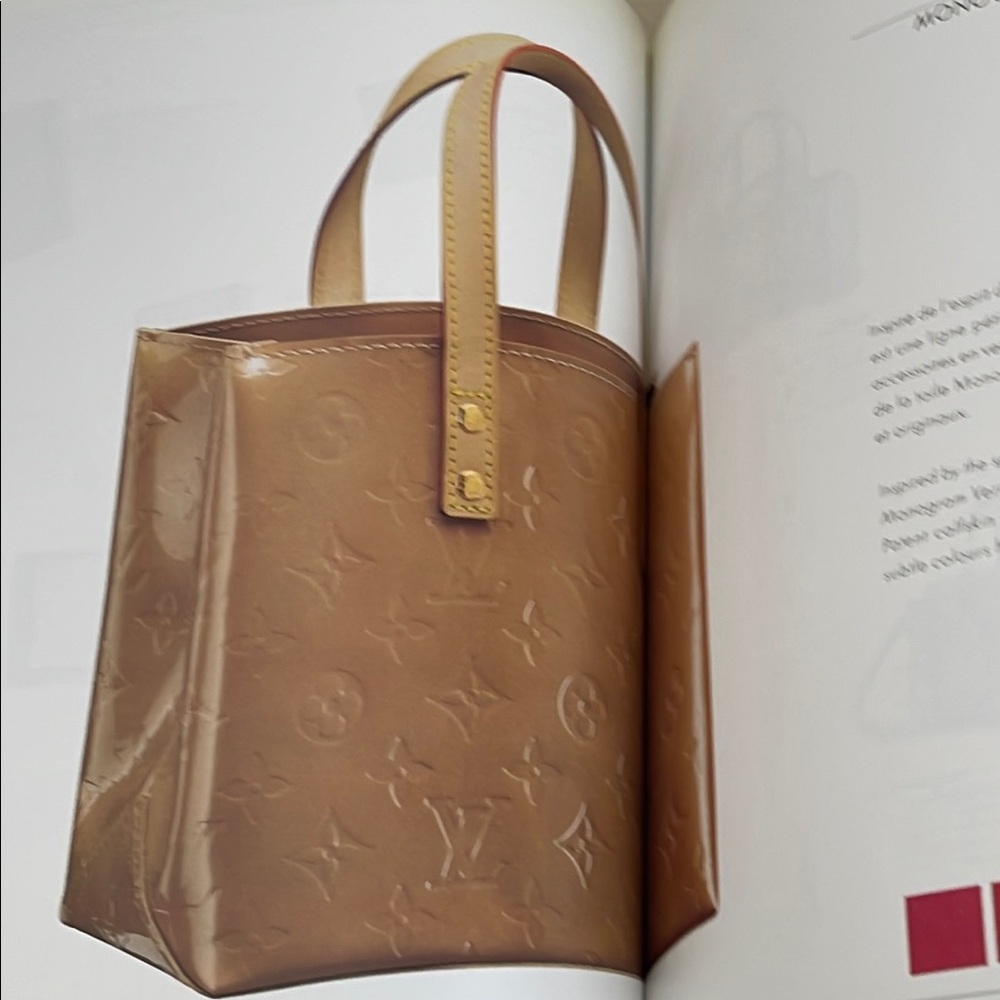 Louis Vuitton Blue Vintage Store Catalog - Picture 12 of 15